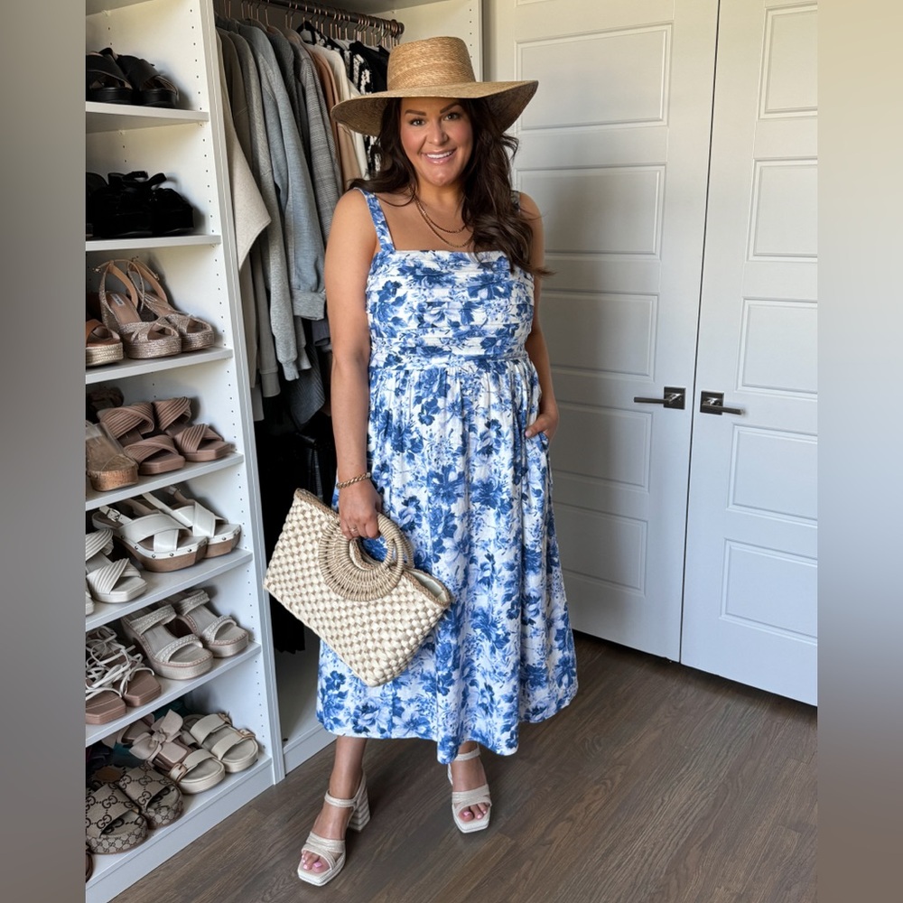 The A&F Emerson Linen-Blend Wide Strap Midi Dress